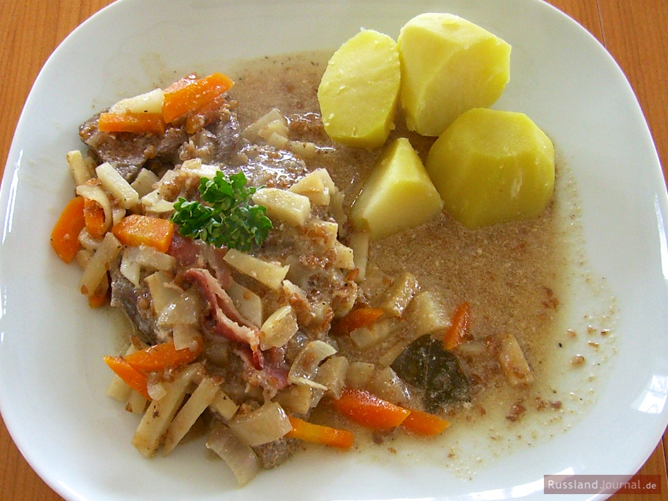 Beef Stew Russian Style