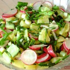 Kartoffelsalat mit Radieschen