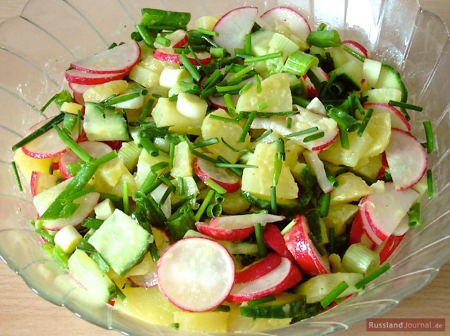 Kartoffelsalat mit Radieschen