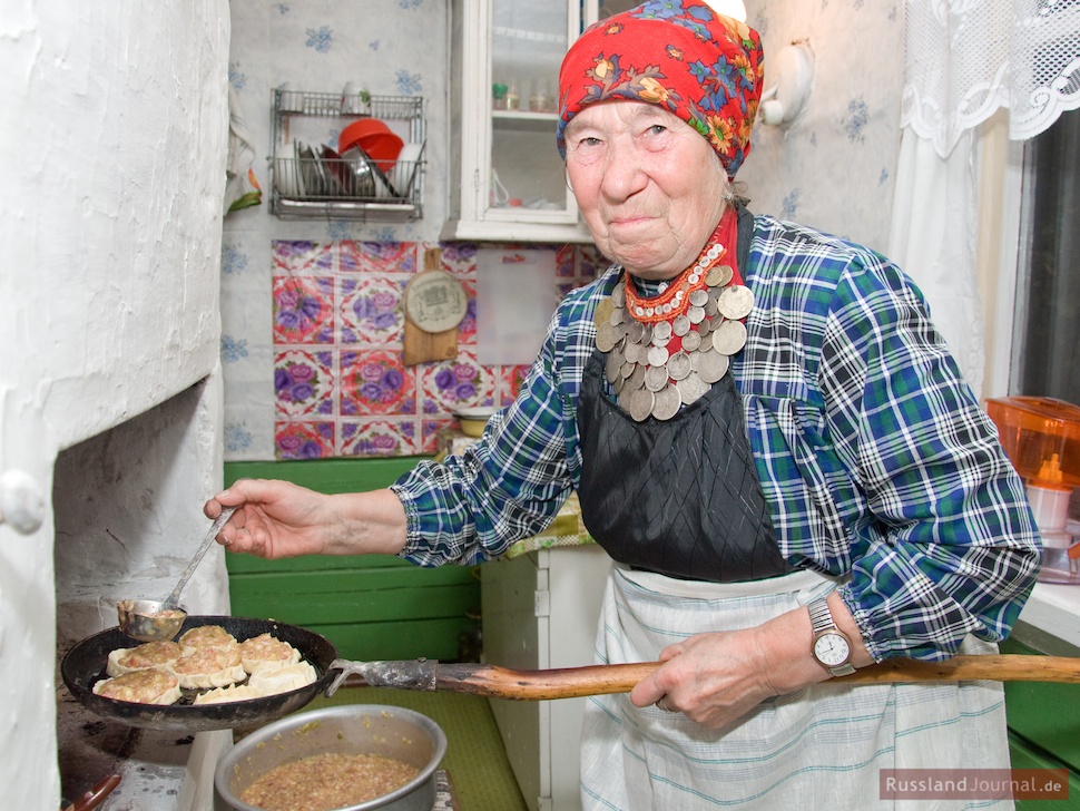 Perepetschi von den Buranowskije Babuschki