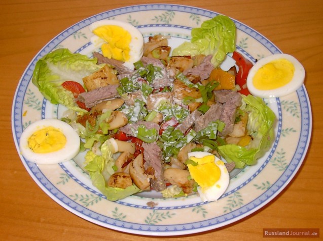 Salat Stroganoff