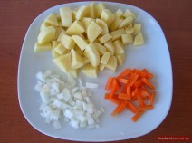 Kartoffeln und Karotten für Ucha