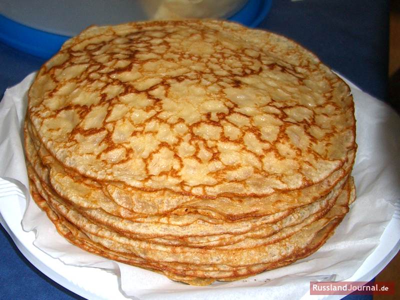 Pfannkuchen auf Russisch: блин – RusslandJournal.de