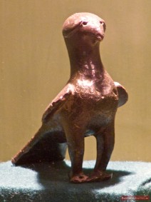 Falke aus Bronze, 14. Jh.