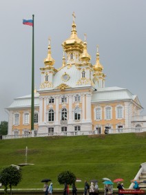 Palastkirche mit Fahne