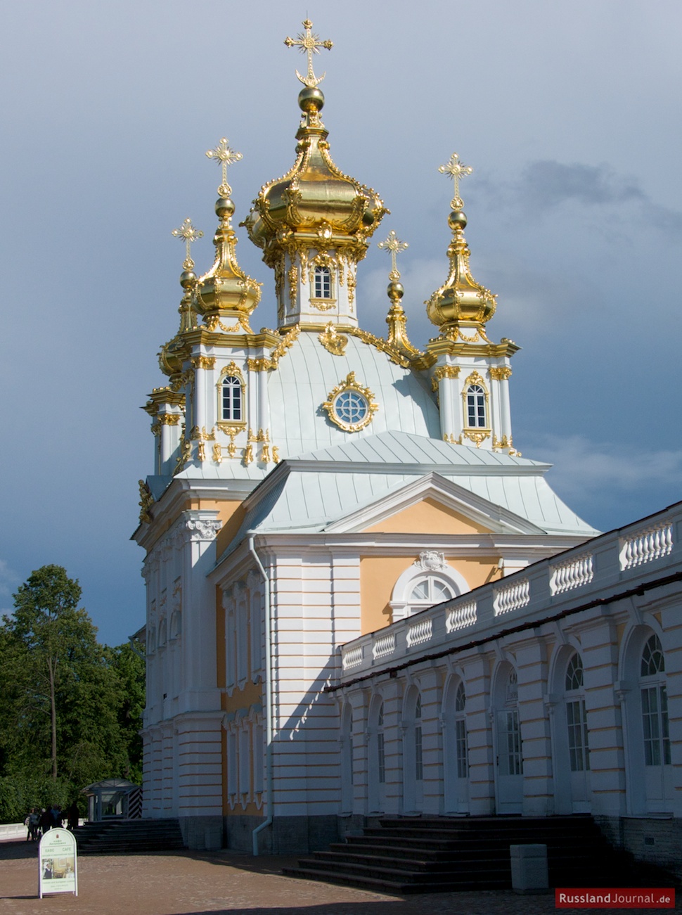 Die Kirche des Großen Palastes in Peterhof