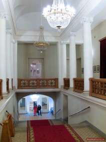 Paradetreppe des Großen Saals der St. Petersburger Philharmonie