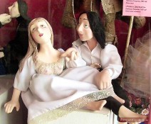 Romeo und Julia als Puppen