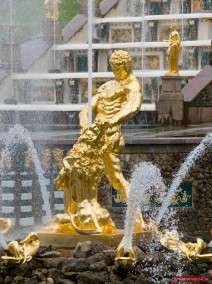 Die Samson-Fontäne in Peterhof