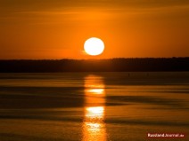 Sonnenuntergang am Fluss Scheksna