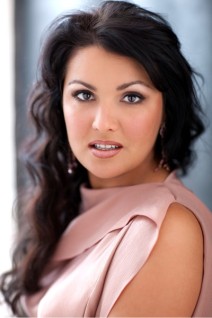 Anna Netrebko / Foto: © Dario Acosta Photography / Deutsche Grammophon