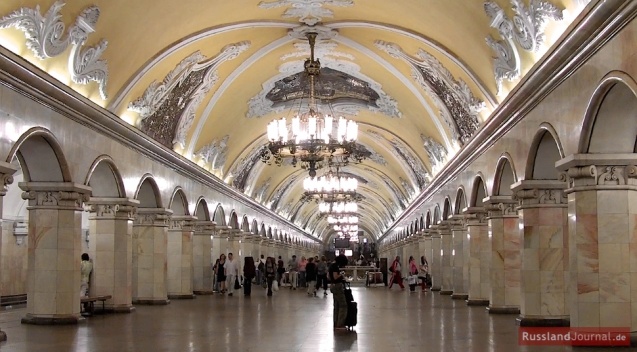 Halle der Station Komsomolskaya der Moskauer Metro