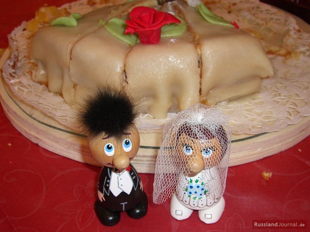 Brautpaar als witzige Tortenfiguren