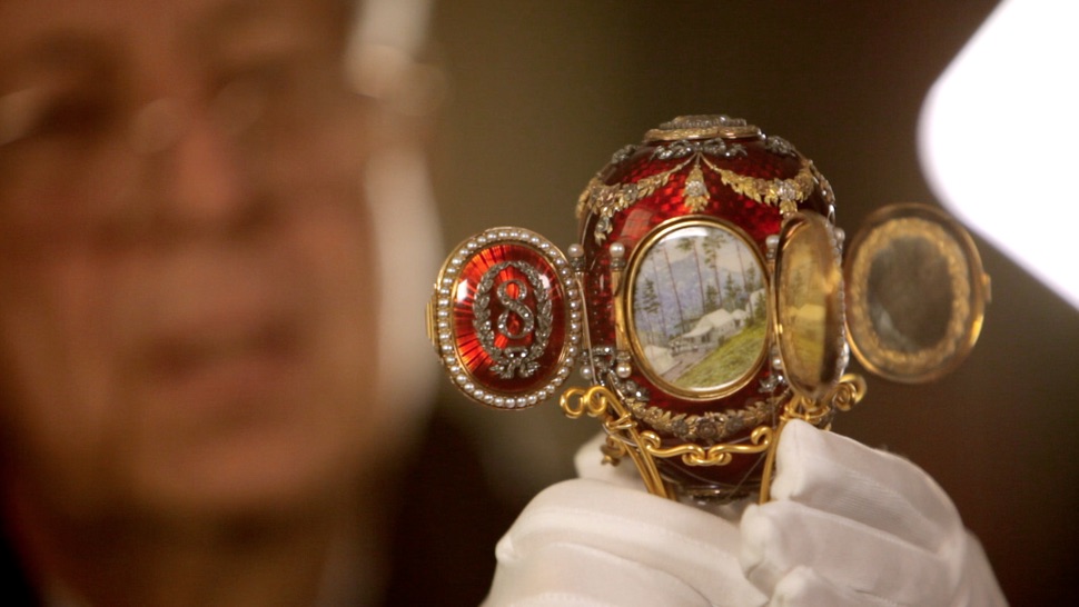 Rotes Faberge-Ei Kaukasus